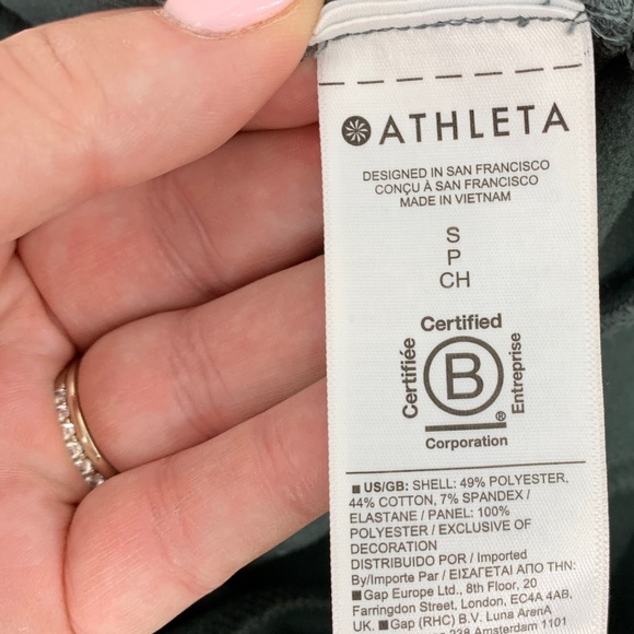 Athleta Triumph Hybrid Wide Crop Pant in Bali Green Sz S - Picture 12 of 16